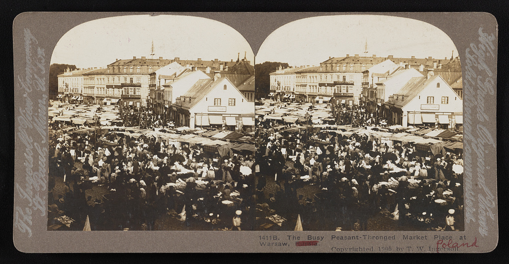 The bust peasant-thronged market place at Warsaw, Poland